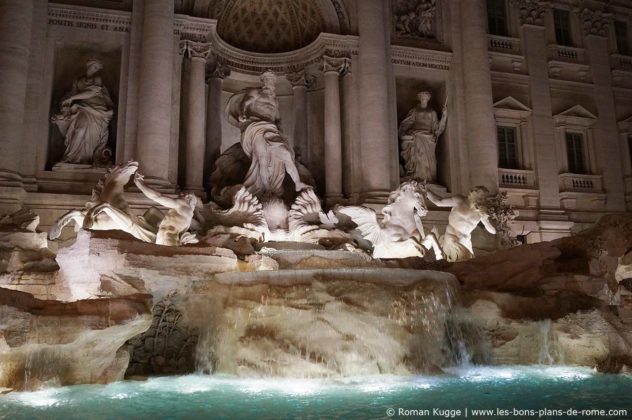 Visiter la fontaine de Trevi à Rome  Combien de pièces y jeter